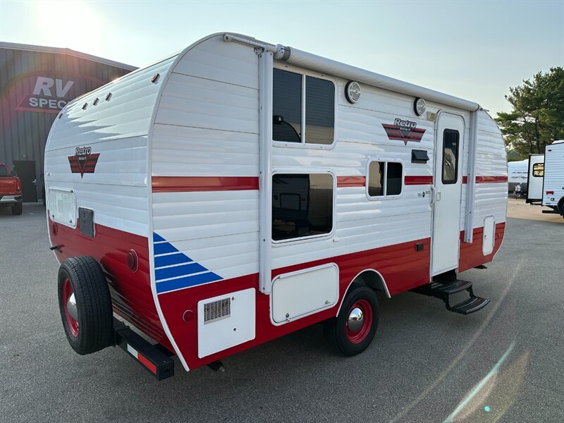 2019 Riverside Retro 190BH - Photo 2 - Goshen, IN 46526