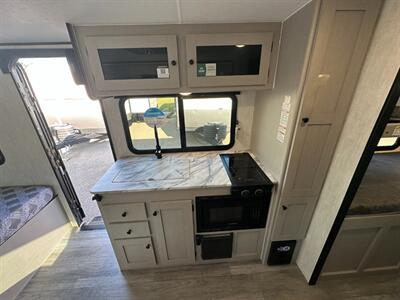 2026 Coachmen Apex Nano 194BHS   - Photo 17 - Goshen, IN 46526