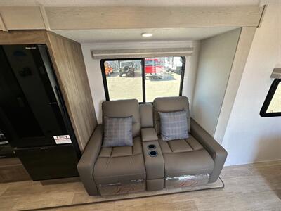 2026 Coachmen Freedom Express Ultra Lite 22MLS   - Photo 21 - Goshen, IN 46526