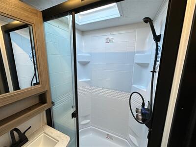 2026 Coachmen Freedom Express Ultra Lite 22MLS   - Photo 30 - Goshen, IN 46526