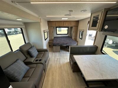 2026 Coachmen Freedom Express Ultra Lite 22MLS   - Photo 14 - Goshen, IN 46526