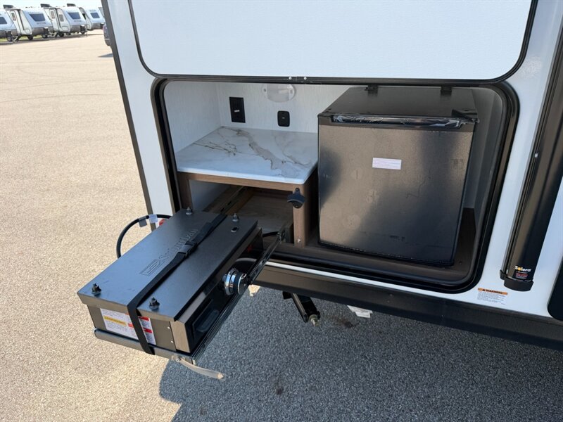 2026 Coachmen Apex Nano 208BHS - Photo 10 - Goshen, IN 46526