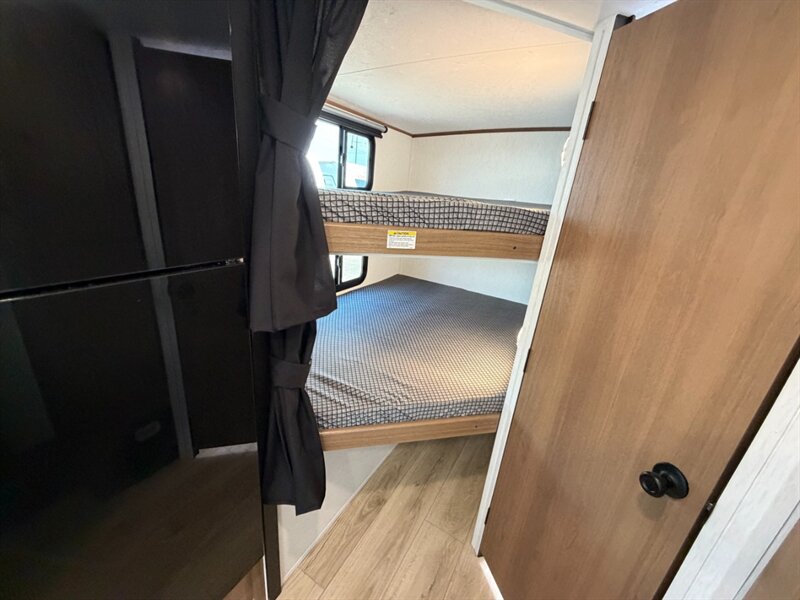 2026 Coachmen Apex Nano 208BHS - Photo 15 - Goshen, IN 46526