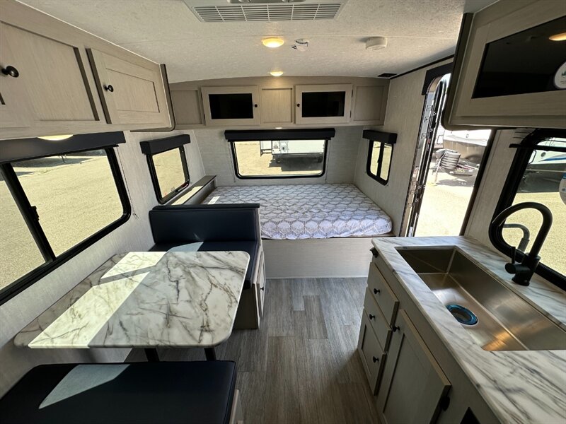 2026 Coachmen Apex Nano 185BH - Photo 13 - Goshen, IN 46526