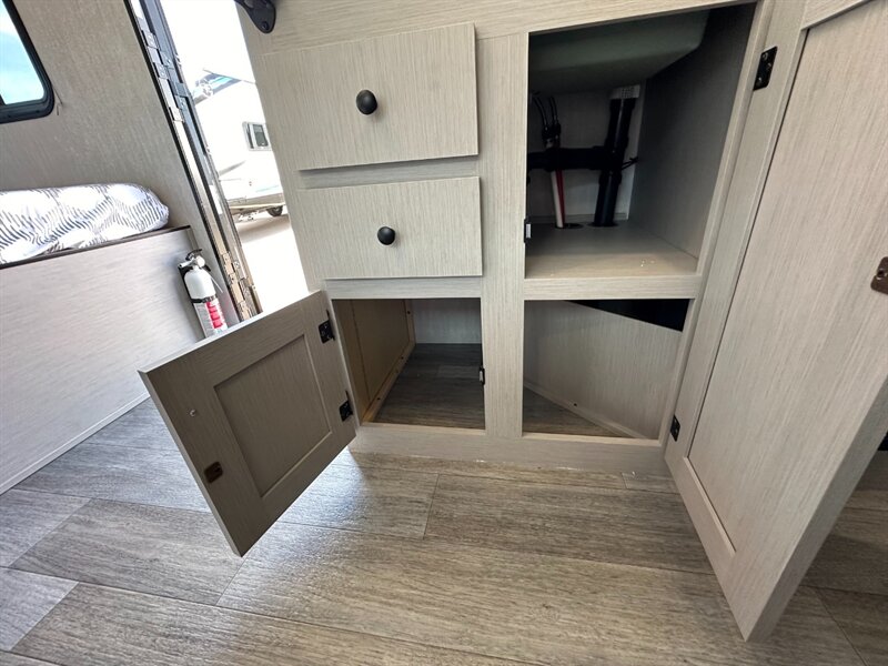 2026 Coachmen Apex Nano 185BH - Photo 17 - Goshen, IN 46526
