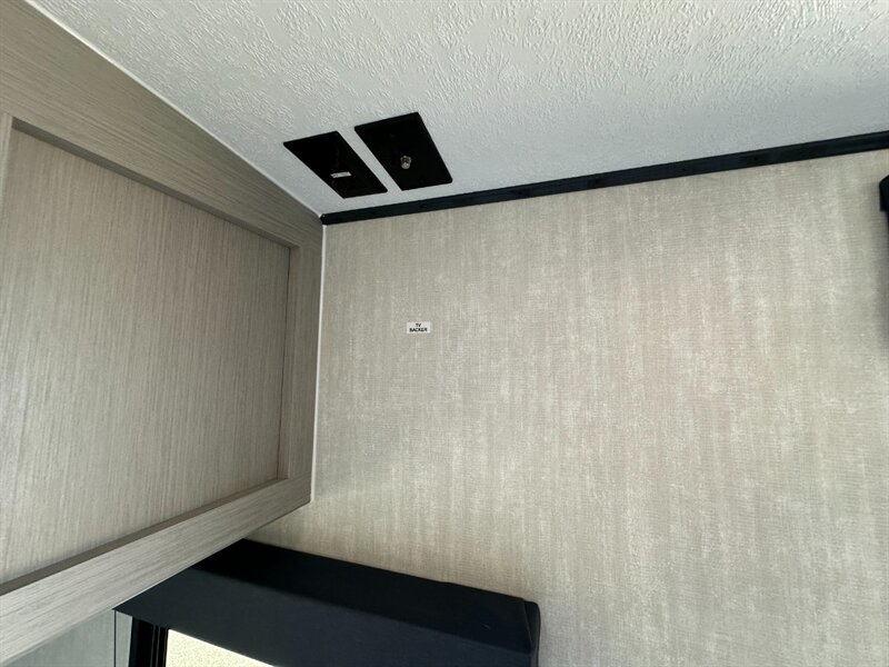 2026 Coachmen Apex Nano 185BH - Photo 24 - Goshen, IN 46526