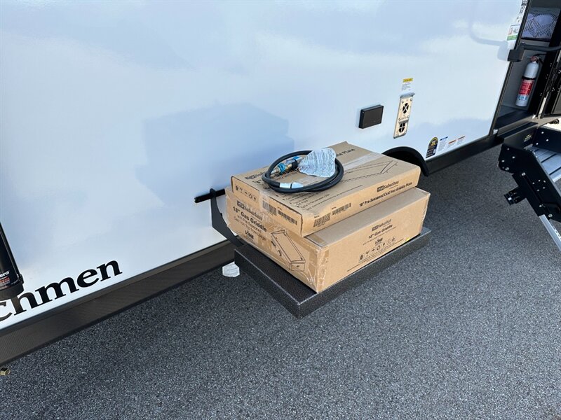2026 Coachmen Apex Nano 185BH - Photo 6 - Goshen, IN 46526