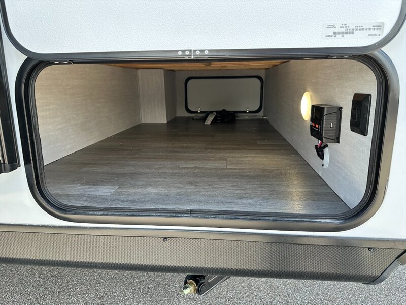 2026 Coachmen Apex Nano 185BH - Photo 5 - Goshen, IN 46526