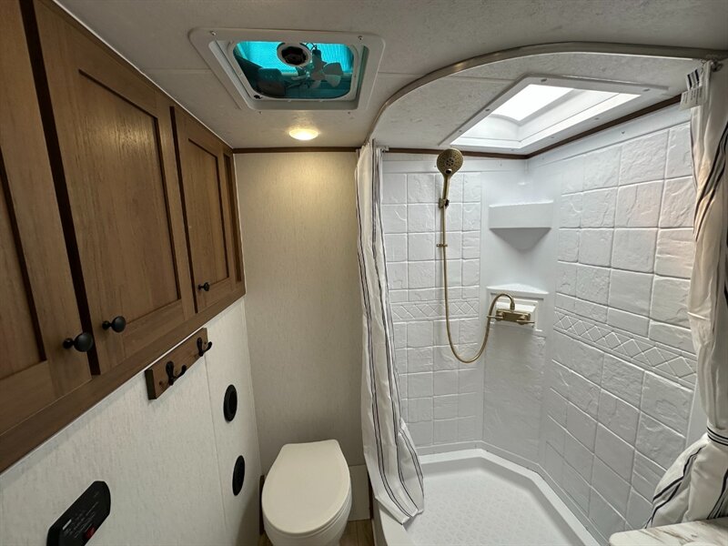 2026 Coachmen Apex Nano 203RBK   - Photo 24 - Goshen, IN 46526