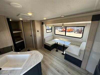 2025 Prime Time Avenger 24BHSLE   - Photo 10 - Goshen, IN 46526