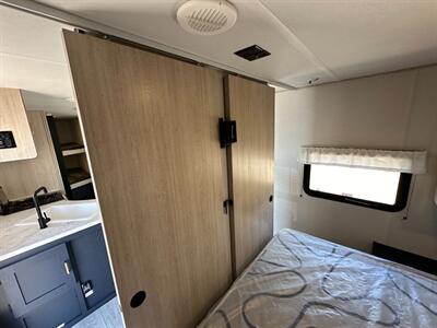 2025 Prime Time Avenger 24BHSLE   - Photo 25 - Goshen, IN 46526