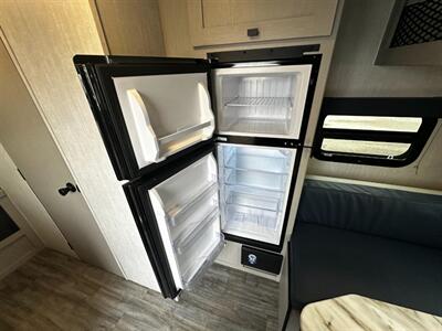 2024 Coachmen Remote 16R   - Photo 14 - Goshen, IN 46526