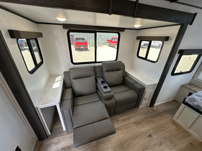 2026 Coachmen Northern Spirit 1943RB - Photo 15 - Goshen, IN 46526