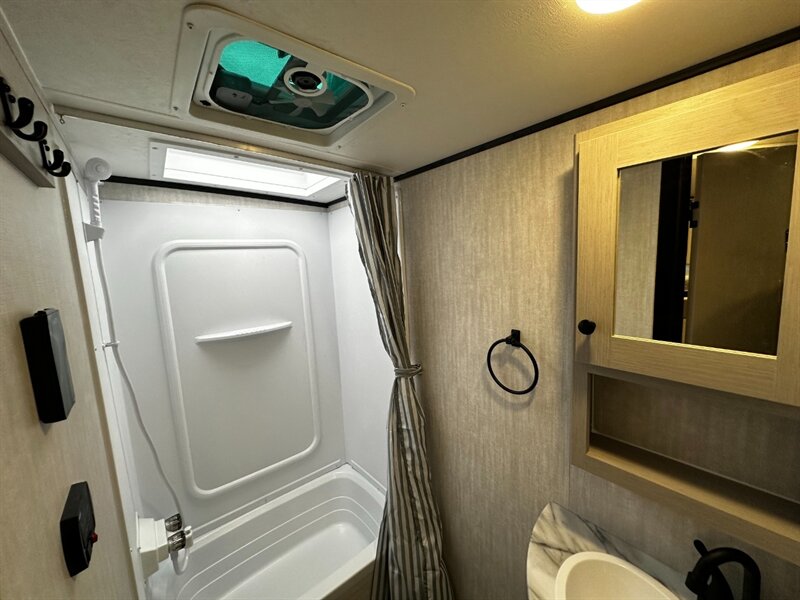 2026 Coachmen Apex Nano 186BH - Photo 24 - Goshen, IN 46526
