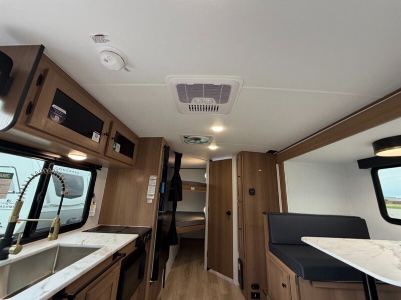 2027 Coachmen Apex Nano 208BHS - Photo 25 - Goshen, IN 46526