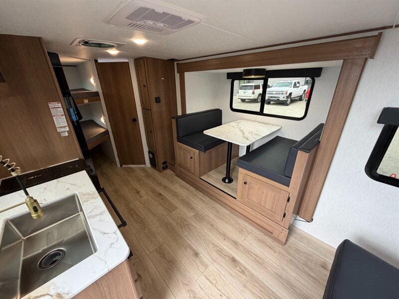 2027 Coachmen Apex Nano 208BHS - Photo 9 - Goshen, IN 46526