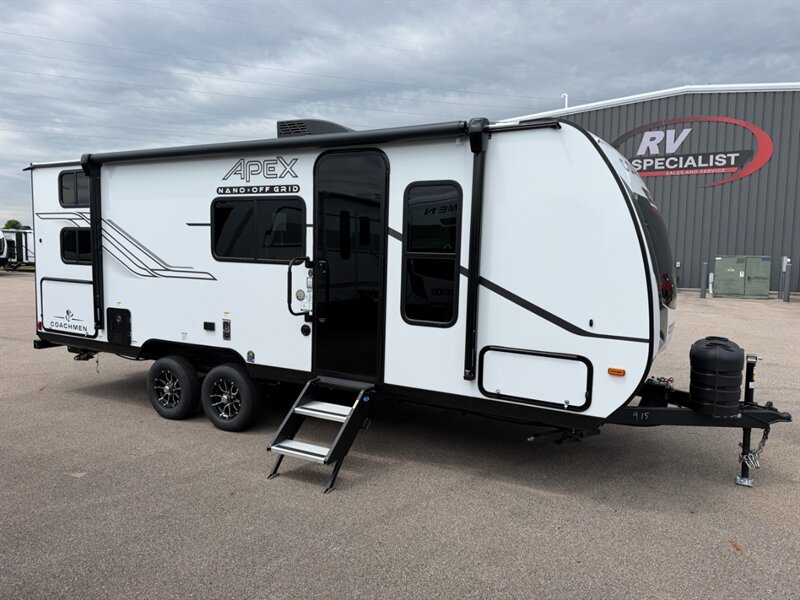 2027 Coachmen Apex Nano 208BHS   - Photo 1 - Goshen, IN 46526