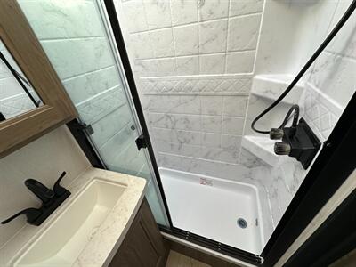 2026 Coachmen Freedom Express Ultra Lite 292BHDS   - Photo 37 - Goshen, IN 46526