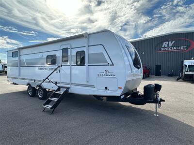 2026 Coachmen Freedom Express Ultra Lite 292BHDS   - Photo 4 - Goshen, IN 46526