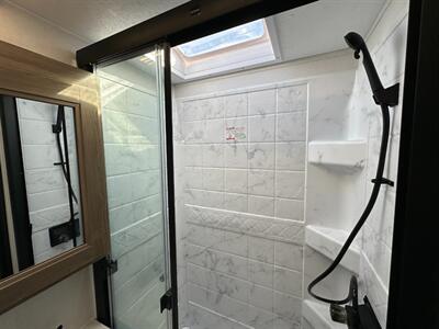 2026 Coachmen Freedom Express Ultra Lite 292BHDS   - Photo 38 - Goshen, IN 46526