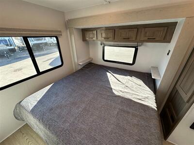 2025 Coachmen Freedom Express Ultra Lite 259FKDS   - Photo 30 - Goshen, IN 46526