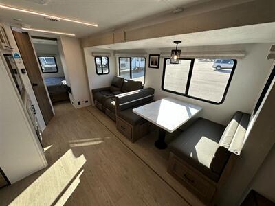 2025 Coachmen Freedom Express Ultra Lite 259FKDS   - Photo 12 - Goshen, IN 46526