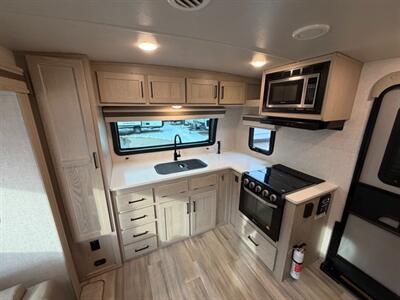 2023 Rockwood Rockwood Mini Lite 2506S - Photo 14 - Goshen, IN 46526