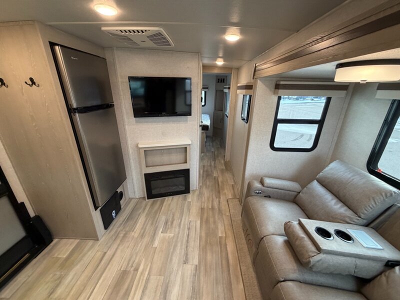 2023 Rockwood Rockwood Mini Lite 2506S - Photo 16 - Goshen, IN 46526