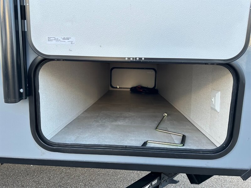 2021 Coachmen Apex Nano 208BHS - Photo 5 - Goshen, IN 46526