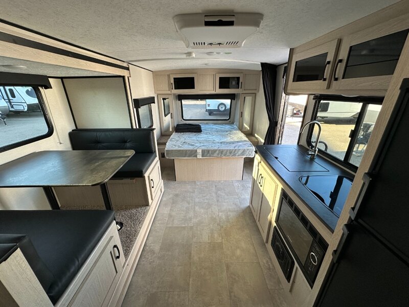 2021 Coachmen Apex Nano 208BHS - Photo 9 - Goshen, IN 46526