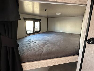 2021 Coachmen Apex Nano 208BHS   - Photo 16 - Goshen, IN 46526