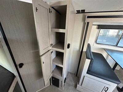 2021 Coachmen Apex Nano 208BHS   - Photo 21 - Goshen, IN 46526