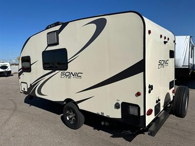 2018 Venture RV Sonic 168VRB   - Photo 4 - Goshen, IN 46526