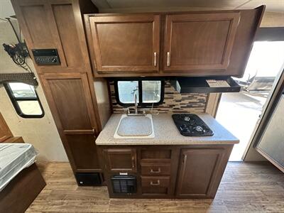 2018 Venture RV Sonic 168VRB   - Photo 8 - Goshen, IN 46526