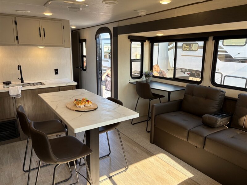 2026 Prime Time Avenger 27REI - Photo 11 - Goshen, IN 46526