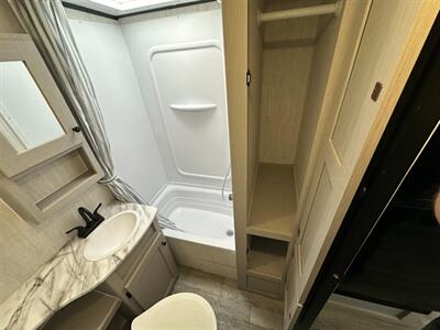 2025 Coachmen Apex Nano 194BHS   - Photo 29 - Goshen, IN 46526