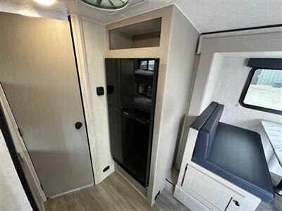 2025 Coachmen Apex Nano 194BHS   - Photo 20 - Goshen, IN 46526