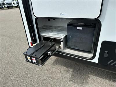 2025 Coachmen Apex Nano 194BHS   - Photo 10 - Goshen, IN 46526
