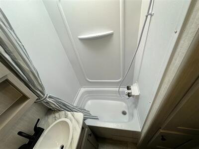 2025 Coachmen Apex Nano 194BHS   - Photo 27 - Goshen, IN 46526