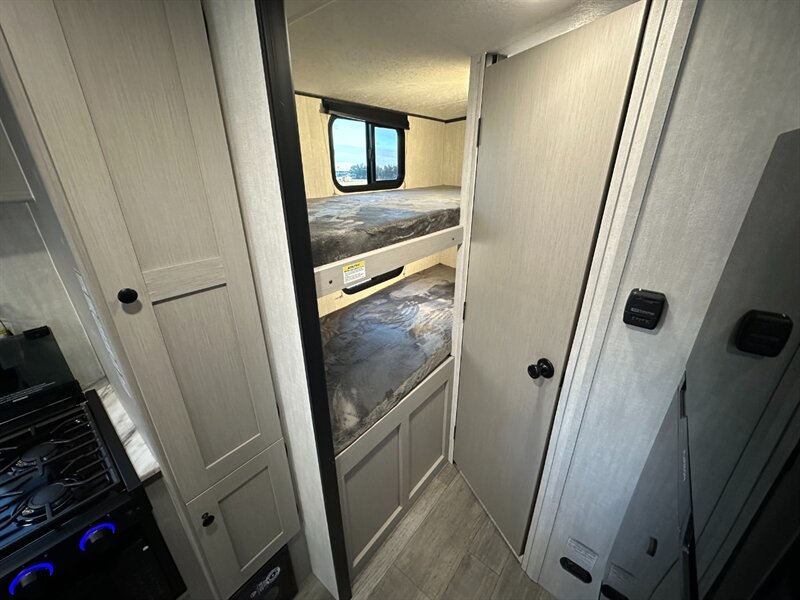 2025 Coachmen Apex Nano 194BHS - Photo 7 - Goshen, IN 46526