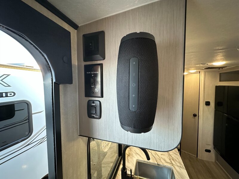 2025 Coachmen Apex Nano 194BHS - Photo 21 - Goshen, IN 46526