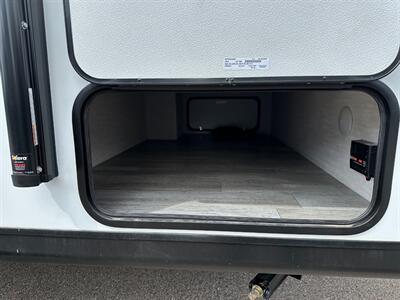 2025 Coachmen Apex Nano 194BHS   - Photo 8 - Goshen, IN 46526