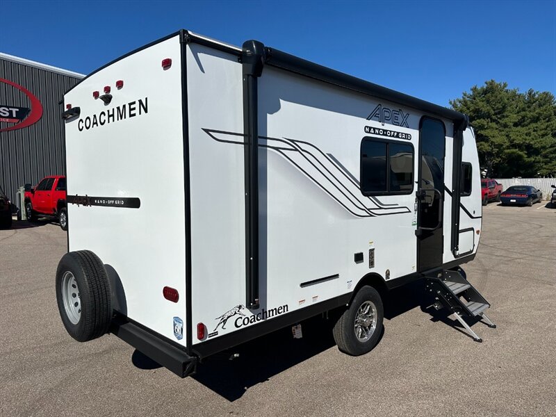 2026 Coachmen Apex Nano 184BH - Photo 5 - Goshen, IN 46526