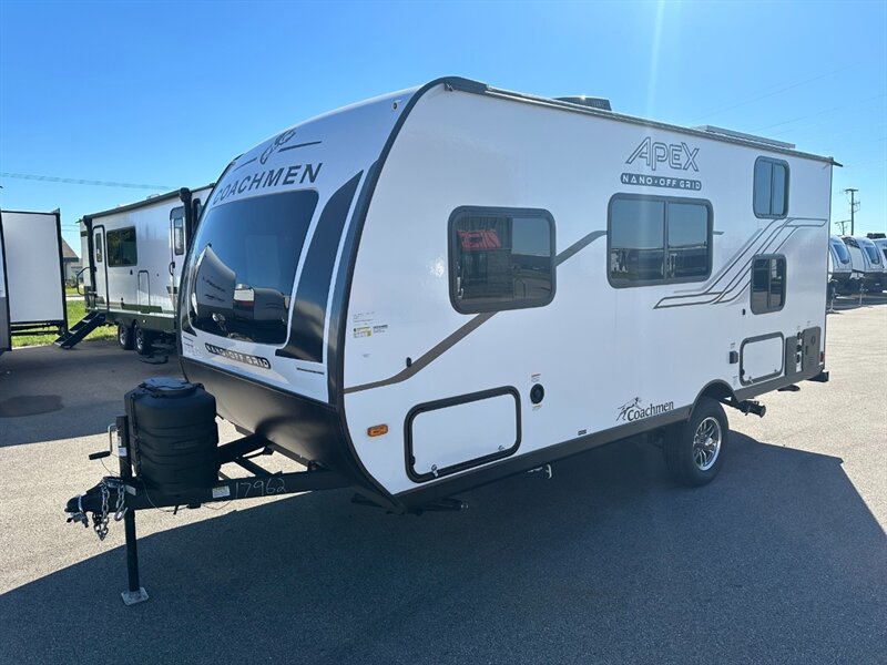 2026 Coachmen Apex Nano 184BH - Photo 7 - Goshen, IN 46526