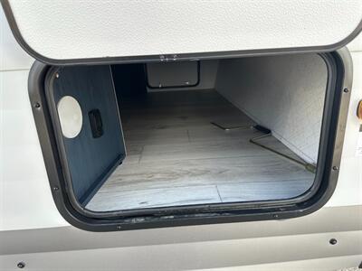 2025 Prime Time Avenger 17BHS   - Photo 9 - Goshen, IN 46526