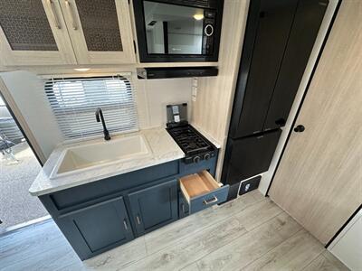 2025 Prime Time Avenger 17BHS   - Photo 17 - Goshen, IN 46526