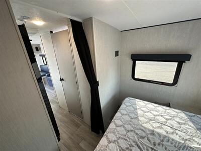 2025 Coachmen Apex Nano 213RDS   - Photo 26 - Goshen, IN 46526