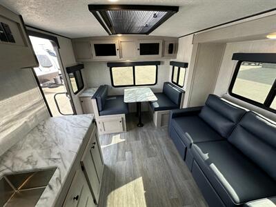 2025 Coachmen Apex Nano 213RDS   - Photo 13 - Goshen, IN 46526