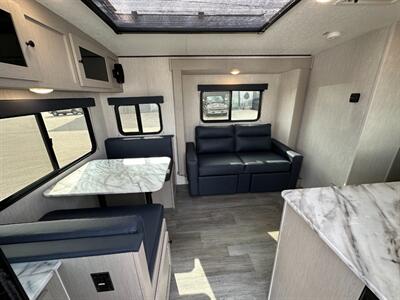 2025 Coachmen Apex Nano 213RDS   - Photo 11 - Goshen, IN 46526