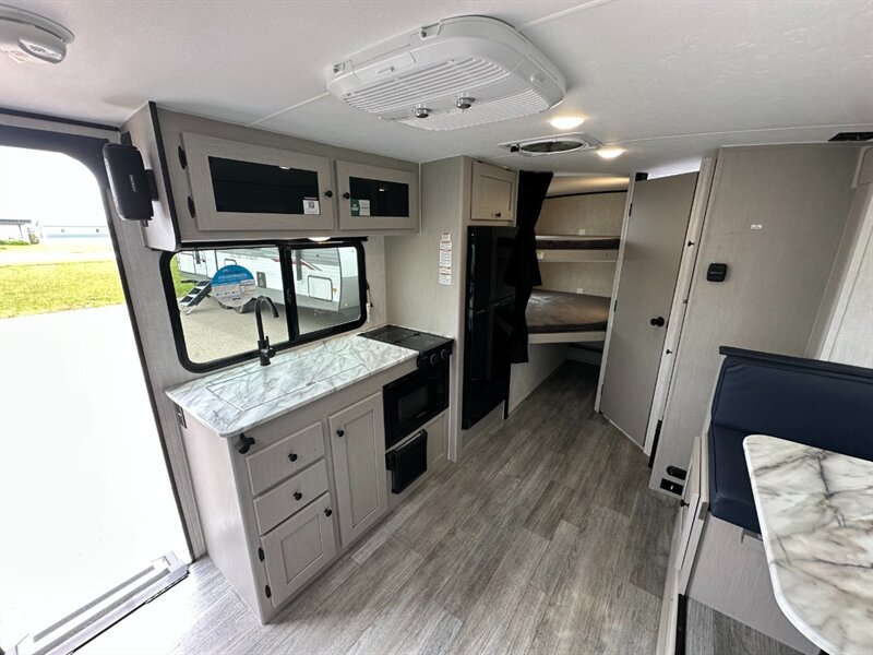 2026 Coachmen Apex Nano 208BHS - Photo 16 - Goshen, IN 46526